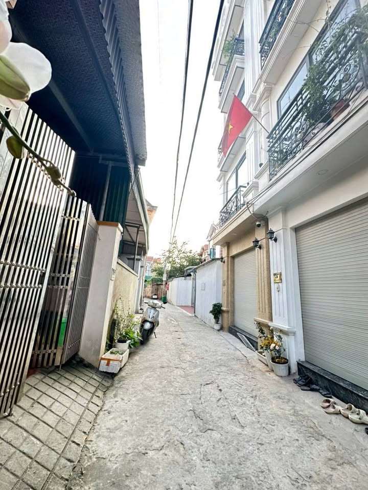 Nhà 4 tầng Di Trạch, Hoài Đức 36.8m² - Ô tô đỗ cửa, full nội thất
