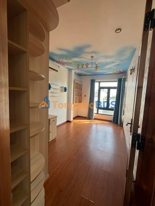 Nhà 4 Tầng Full Nội Thất Mặt Tiền Phường 7, Tuy Hoà - 50m², 4.1 Tỷ