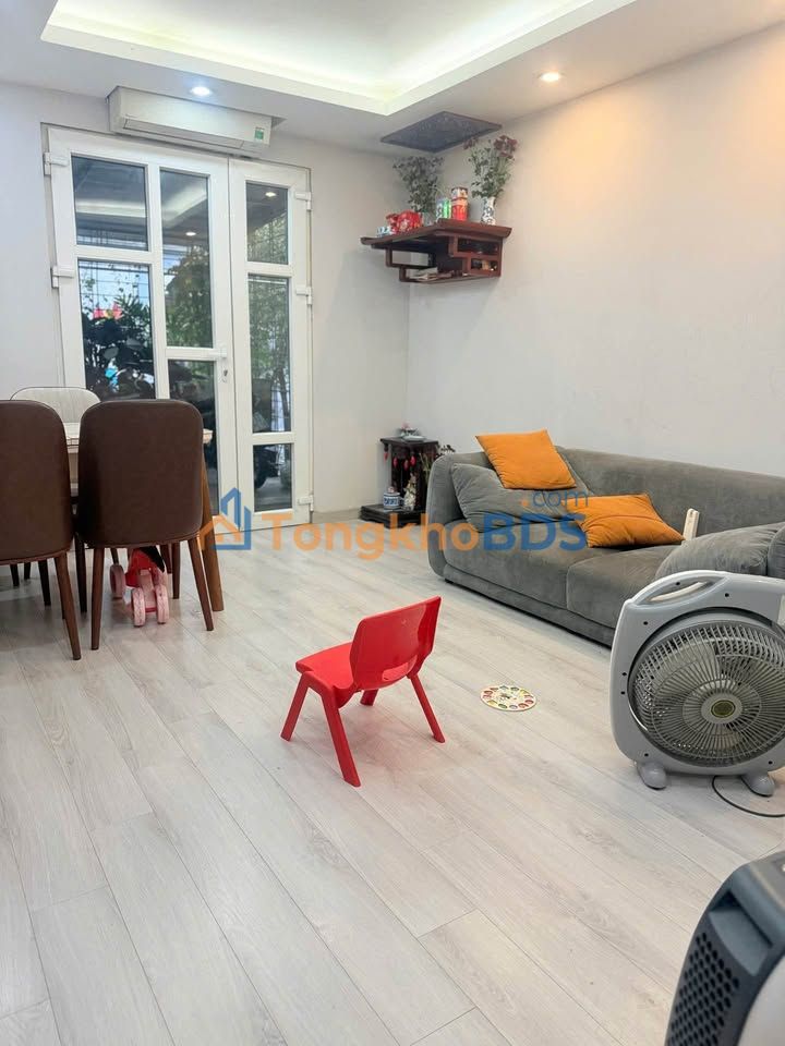 Bán gấp Nhà tập thể Nghĩa Đô 50m² - Sổ đỏ sẵn giao dịch