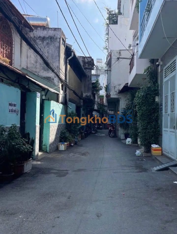 Nhà Phố Nguyễn Văn Cừ Quận 1 - 35m² Sổ Hồng - 6.3 Tỷ