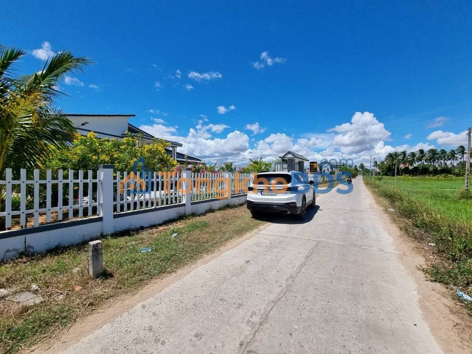 Bán Đất Thổ Cư 1000m² Hồng Sơn, Hàm Thuận Bắc - Giá Tốt, Sẵn Sổ