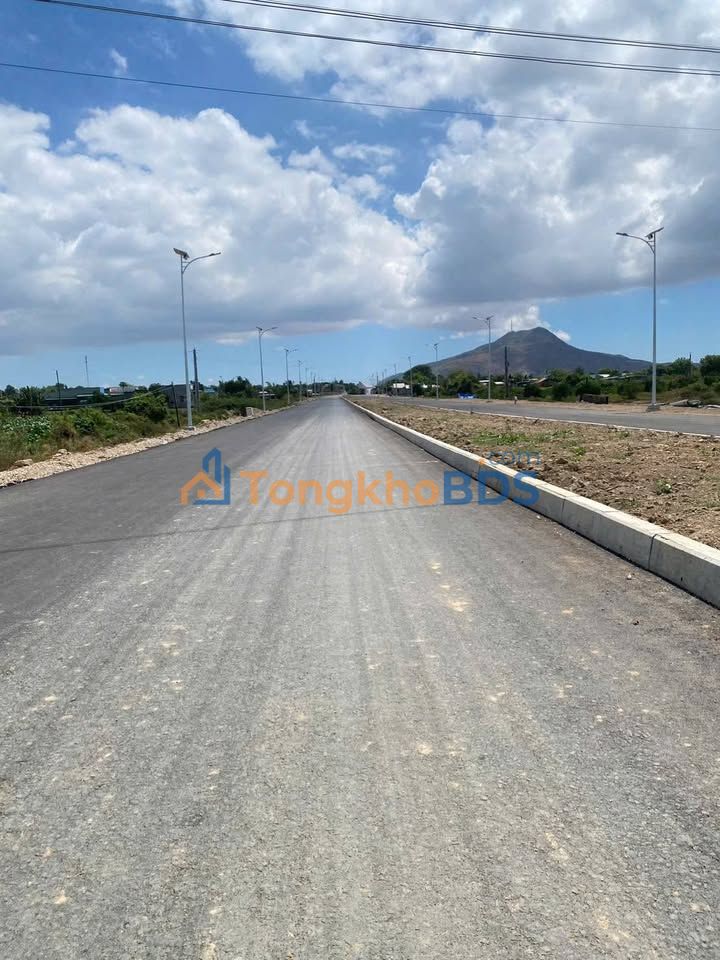 Đất thổ cư mặt tiền nhựa Hàm Đức - Nà Bồi, Bình Thuận - 137m² giá 380 triệu