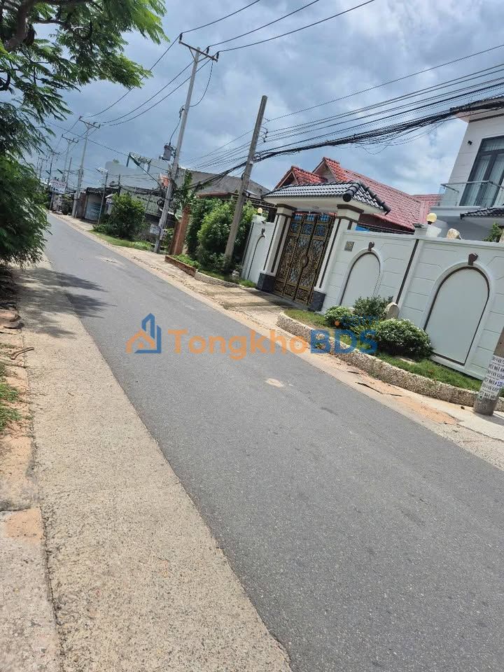 Bán Đất Góc 2 Mặt Tiền Ngô Đức Tốn, Phan Thiết - 116m², Giá Đầu Tư 1.85 Tỷ