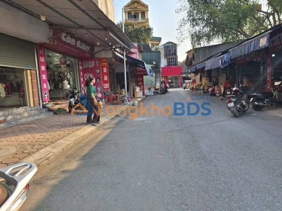 Bán Gấp Nhà 3 Tầng Mặt Tiền Kinh Doanh Xóm Chợ Uy Nỗ, Đông Anh - 88m²