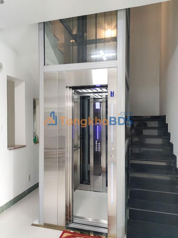 Nhà 6 Tầng Thang Máy 8 Tỷ - Ô Tô Đỗ Cạnh - Phú Thượng, Tây Hồ