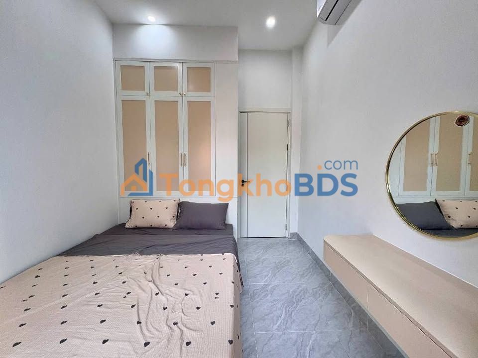 Nhà 2 Tầng Kiệt Trưng Nữ Vương, Hải Châu - 35.7m² Full Nội Thất, Giá 5 Tỷ