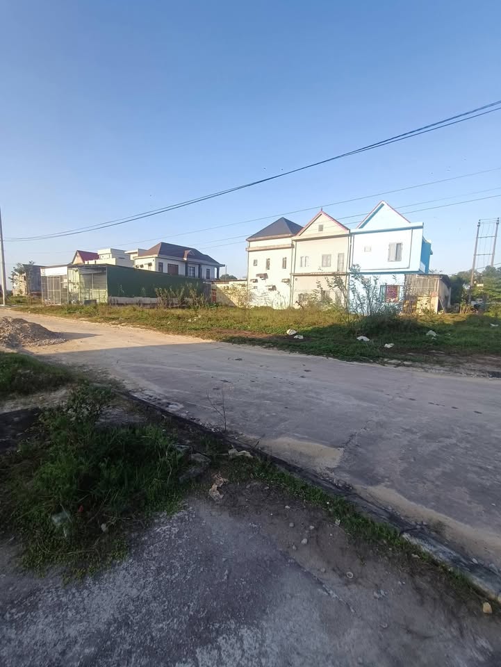 Đất Nền Quốc Oai - 140m² Sổ Đỏ Full Thổ Cư, Giá 1.2 Tỷ