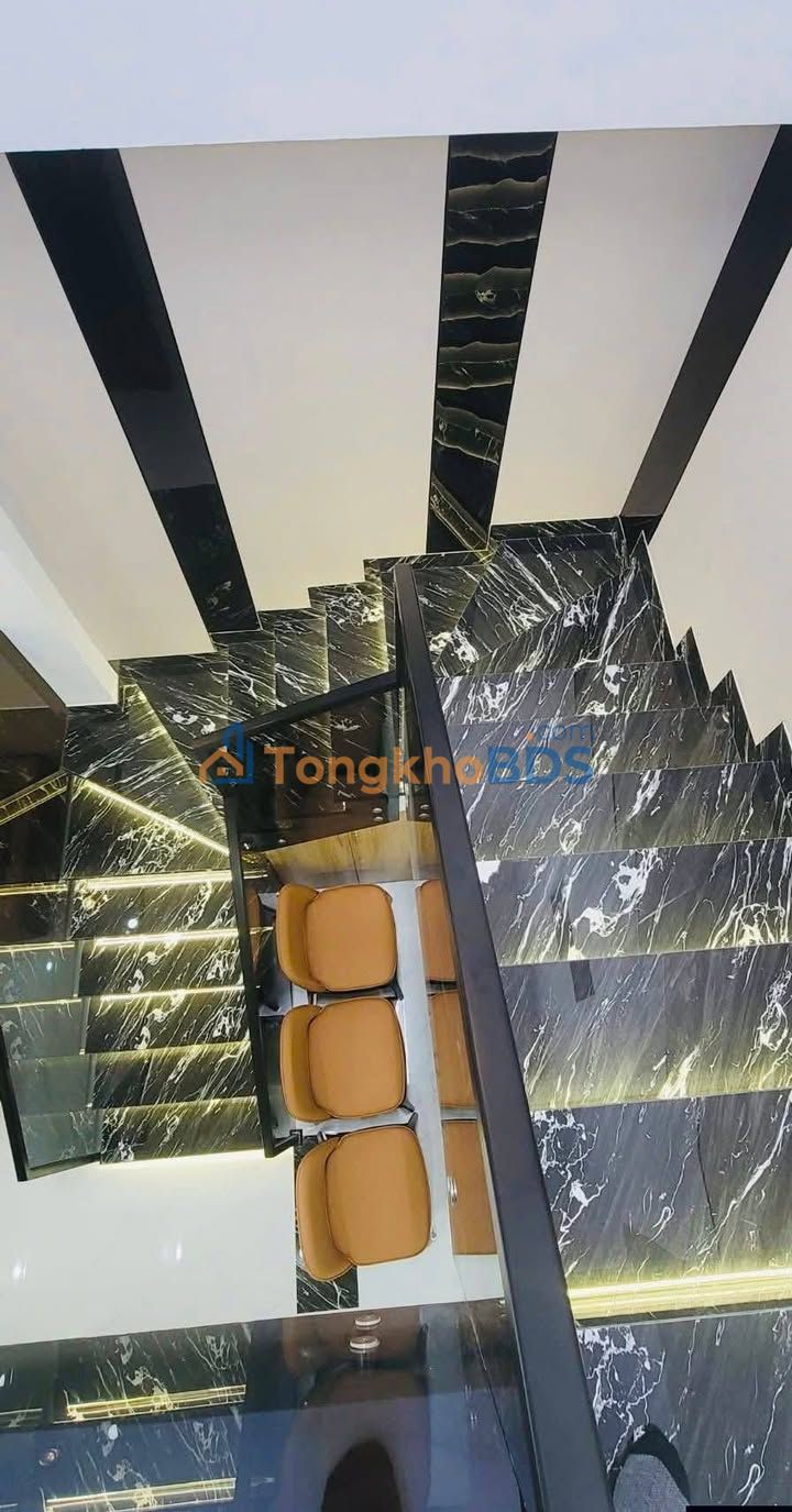 Nhà 2 Tầng Kiệt Hoàng Diệu, Đà Nẵng - 81.2m² Full Nội Thất, Giá 6.9 Tỷ