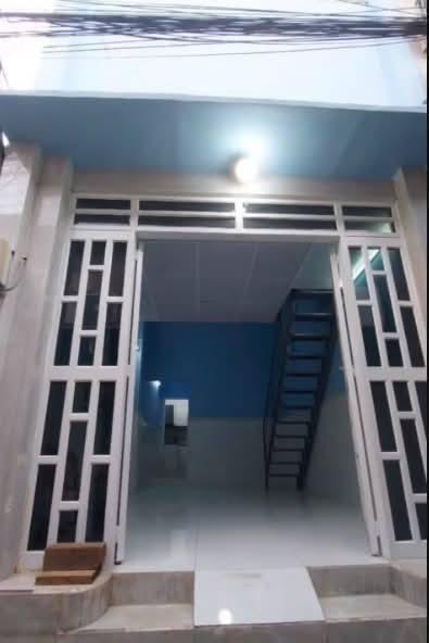 Nhà Phố Quốc Lộ 13, Thủ Đức - 33m² Giá 1.25 Tỷ, Sẵn Sàng Ở Ngay