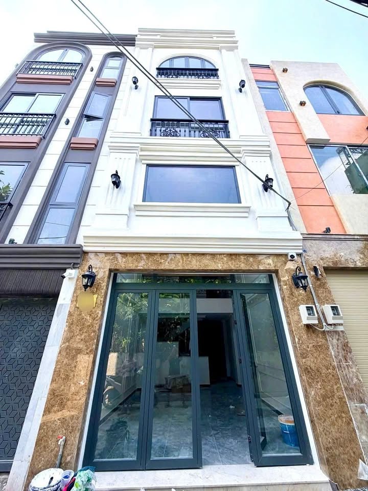 Nhà Mặt Tiền Nguyễn Thị Huỳnh, Phú Nhuận - 50m², 5PN, 12.9 Tỷ