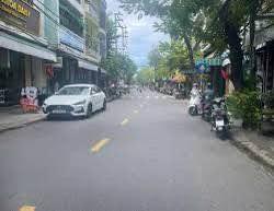 Cho thuê nhà 2 tầng mặt tiền KD Thái Thị Bôi, Đà Nẵng - 5PN, 5 phút ra biển