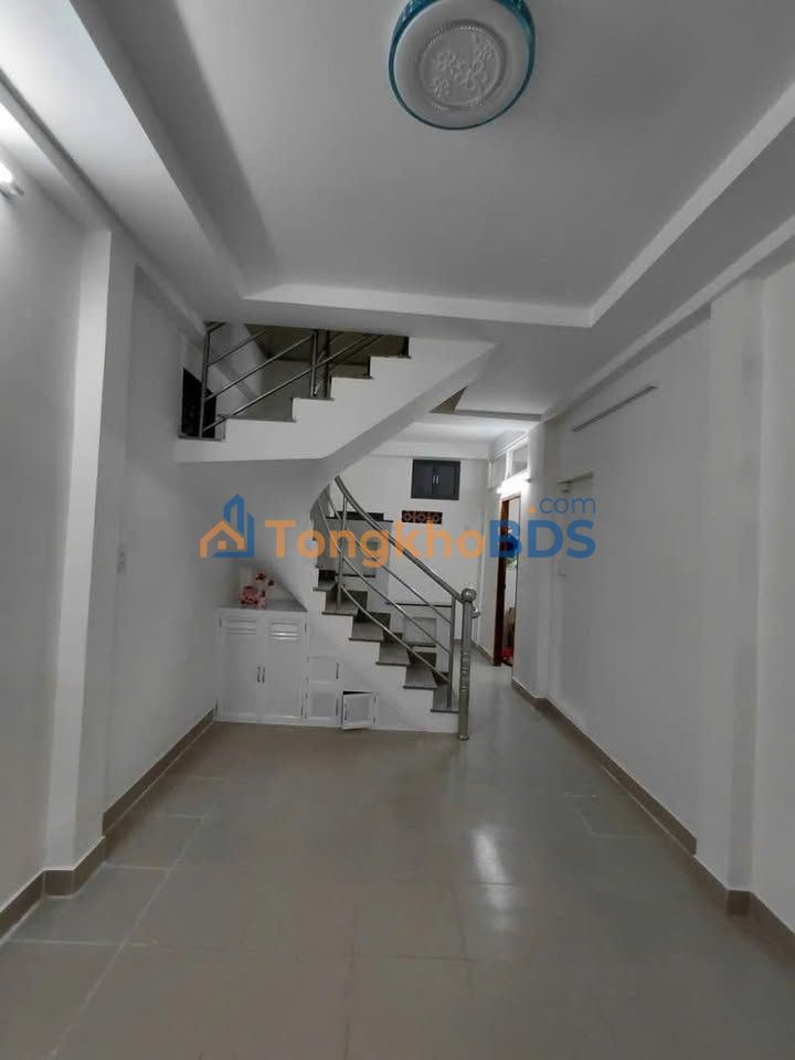 Nhà 70m² 3 Tầng BTCT, Hồng Lạc Tân Bình - Giá 4.95 Tỷ