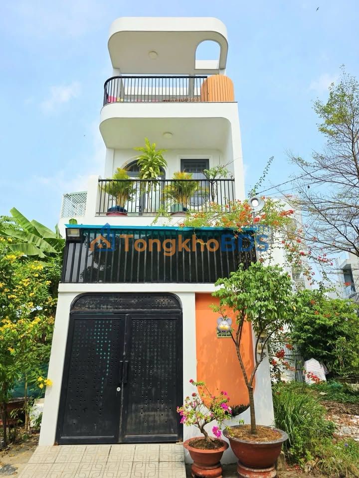 Đất nền Long Trường, TP Thủ Đức 64m² - Sổ hồng sẵn, giá 4 tỷ