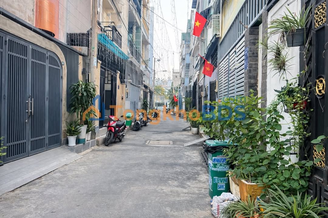 Nhà Phố 4 Tầng Hiệp Bình Phước, TP. Thủ Đức - 54m² Ngang 5.5m - Giá 6.5 Tỷ