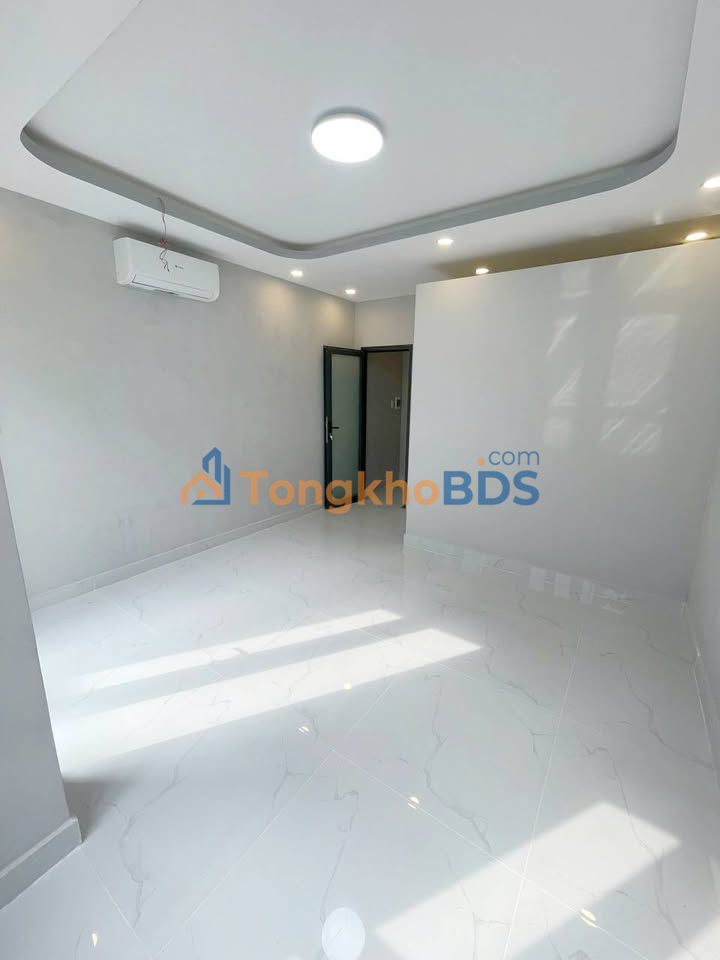 Nhà 38m² 2 Tầng Ngay TT Tân Phú - Nở Hậu Tài Lộc, Giá 4.45 Tỷ