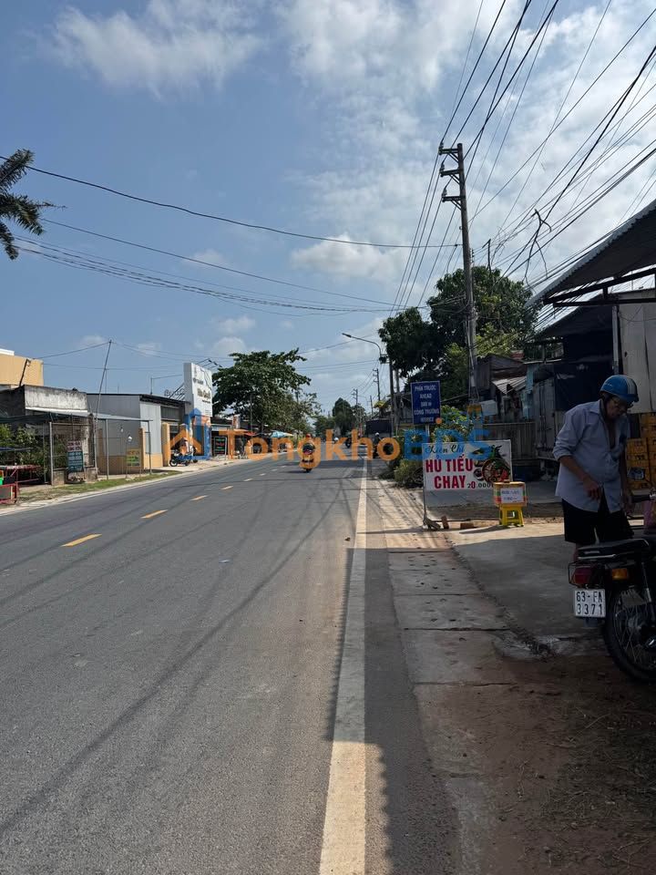 Đất Vàng 434m² Tặng Nhà 2 Mặt Tiền QL60 Bến Tre - Giá 7.5 Tỷ