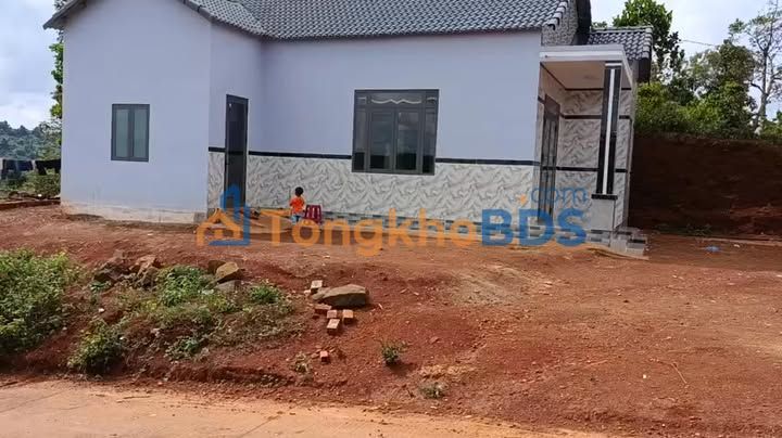 Nhà gỗ 220m² mặt đường bê tông, Bảo Lâm, Lâm Đồng - Giá 279 triệu