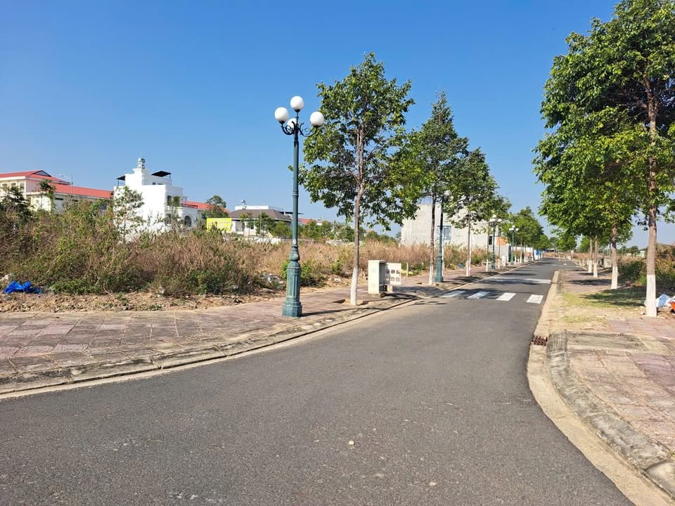 Bán Đất Vàng Quận 1: 174.42m² Mặt Tiền Nguyễn Thị Cái, View Sông