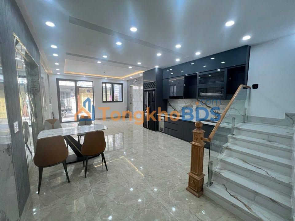 Nhà Phố 62m² Q.12 - 3PN, Sân Thượng, Giá 5 Tỷ - Gần Ngã Tư An Sương