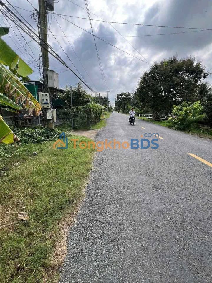 Đất Nền Mặt Tiền HL173 Vĩnh Long - 250m² Sổ Thổ Cư, Giá 1.4 Tỷ