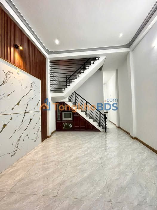 Nhà Trung tâm Quy Nhơn 72m² Sổ hồng - Giá 2.39 Tỷ