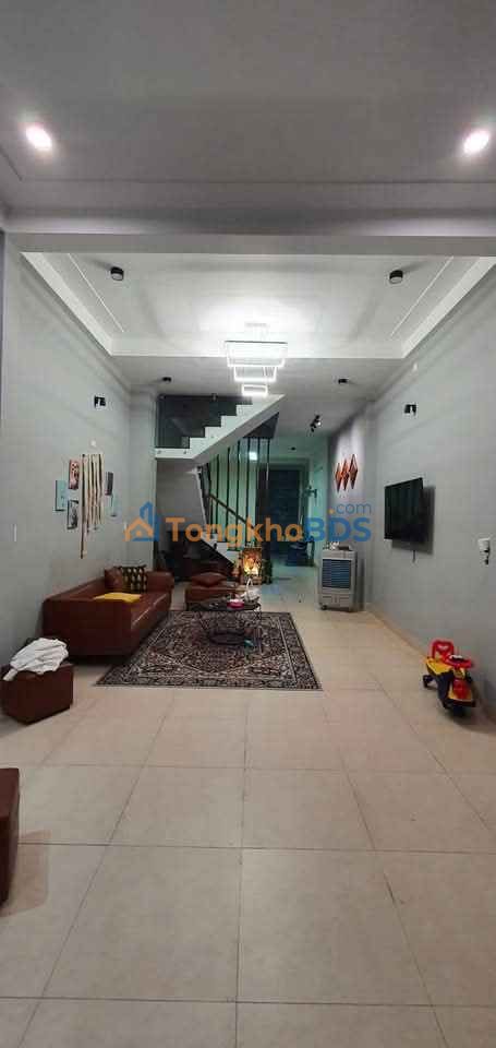 Nhà 3 Tầng Hẻm Hoa Lư, Quy Nhơn 83m² - Sổ Đỏ Chính Chủ Giá 3 Tỷ