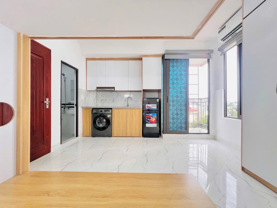 Cho thuê căn hộ 127 Cự Lộc, Thanh Xuân - Nội thất đủ, ban công thoáng, giá 6.2 triệu/tháng