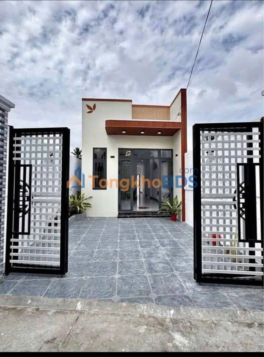 Nhà Sổ Riêng 80m² Gần Chợ Bình Lợi, Tân Uyên - Chỉ 1.35 Tỷ