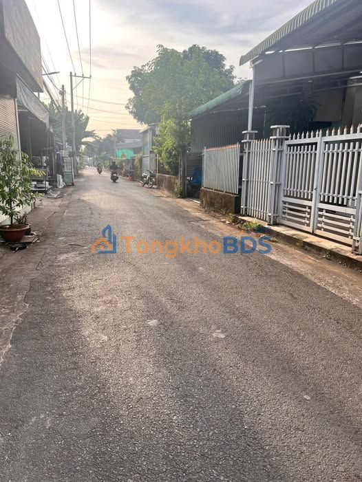 Bán Đất Nền Nhơn Trạch 1289m² Sổ Hồng - Vị Trí Đẹp, Giá 2 Tỷ