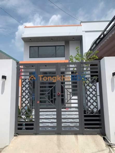 Nhà 2 Tầng Mới Xây Xã Thạnh Phú, Vĩnh Cửu - 3PN, Sân Ô Tô