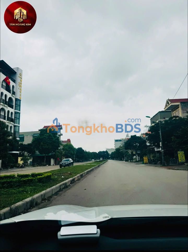 Nhà Mặt Tiền Đinh Điền, Ninh Bình - 105m² Kinh Doanh Sầm Uất