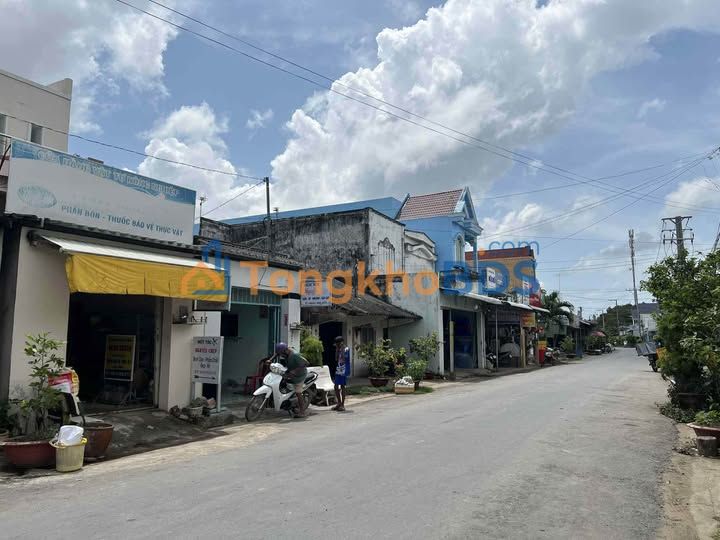 Nhà riêng Chợ Lạc Hòa Vĩnh Châu 130m² 1.5 tỷ - Sẵn sàng ở ngay