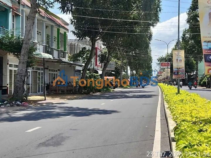 Nha mat tien Tran Hung Dao Soc Trang 3.79 ty - Chinh chu ban