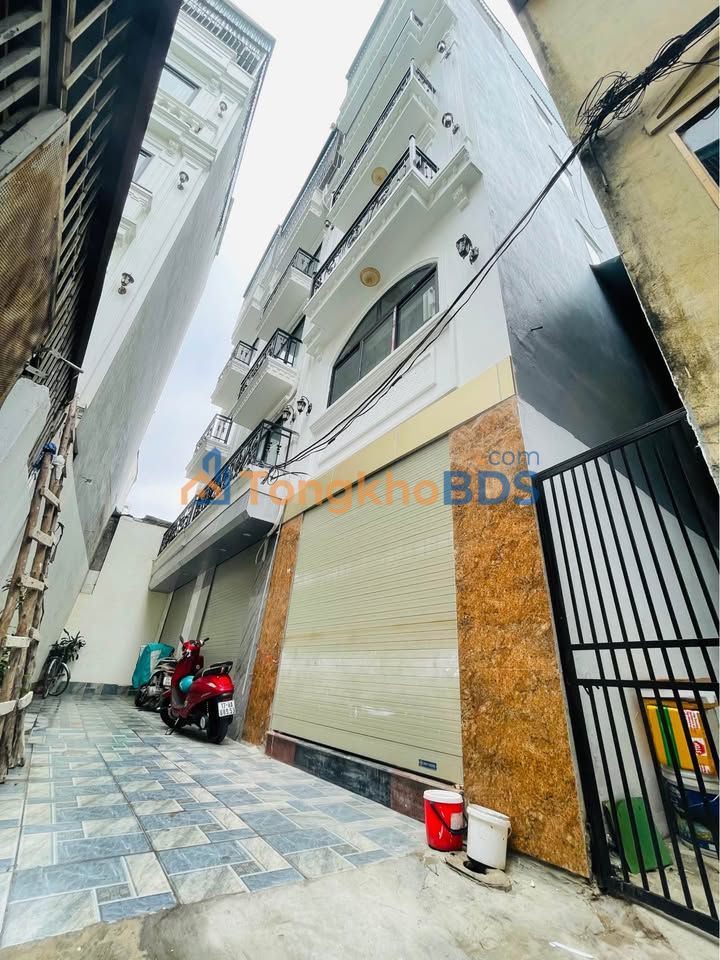 Nhà 6 Tầng Mai Động, Hoàng Mai - 42m² Sổ Đỏ, Hơn 10 Tỷ