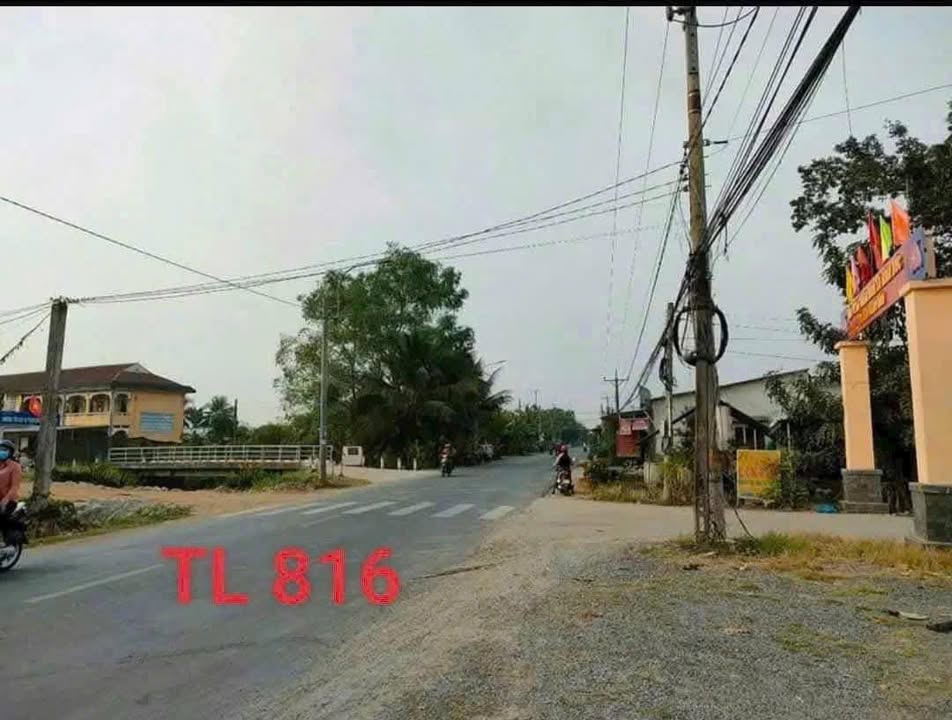 Đất nền mặt tiền kênh TL 816, Bến Lức, Long An - 273m² giá 2.35 tỷ