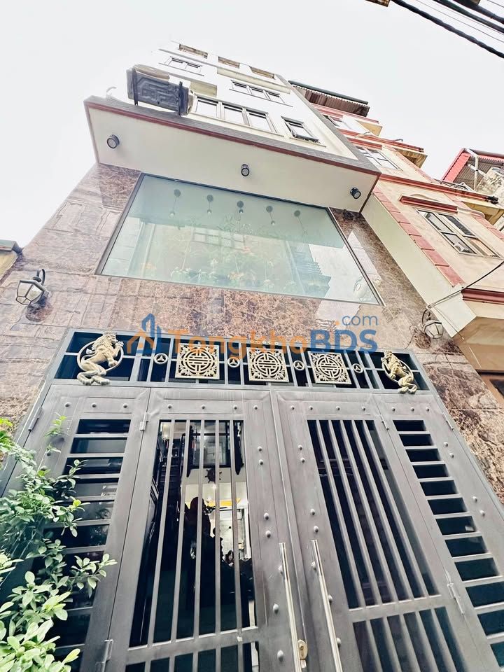 Nhà 47.6m² Cổ Nhuế 1 - Dân Xây Chắc Chắn, Full Gỗ Xịn