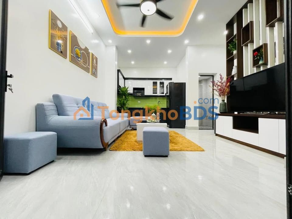 Nhà 5 Tầng Tứ Hiệp Thanh Trì - 35m² - 3 Tỷ Xíu - Ô Tô Tránh