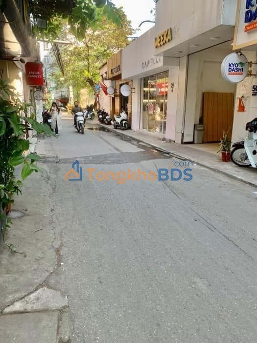 Bán Căn Hộ 50m² Đống Đa - Ngay Đặng Văn Ngữ - Giá Hơn 1 Tỷ