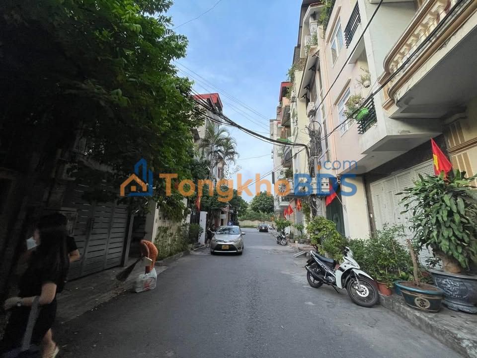 Nhà Phố Lê Trọng Tấn 50m² x 6 Tầng - Vỉa Hè Rộng, Ô Tô Đỗ Cửa - 13 Tỷ