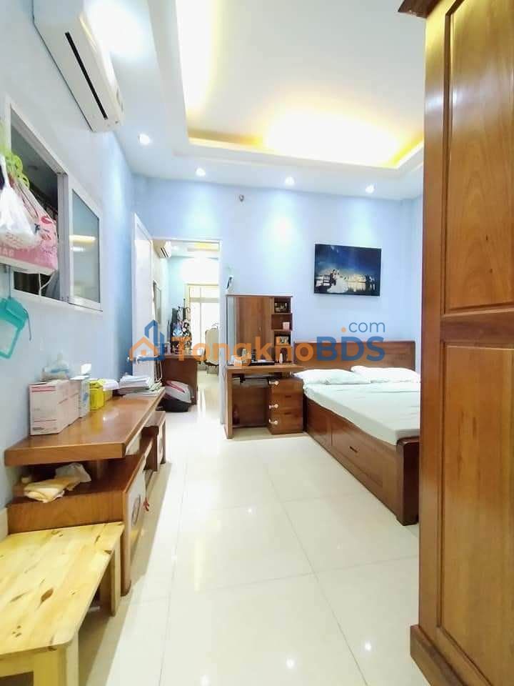 Chung cư Tập thể tầng 2 Nguyễn Quý Đức, Thanh Xuân - 100m², 3PN, Sổ đỏ chính chủ