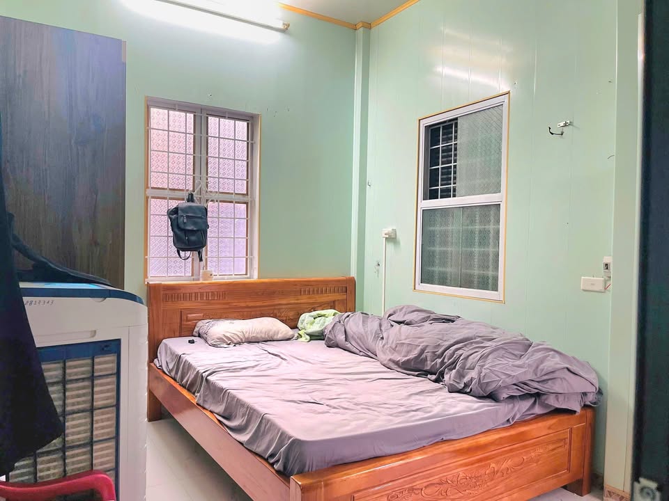 Nhà 2 Tầng Ngõ Nông Trường Chinh, Nam Định - 900 Triệu