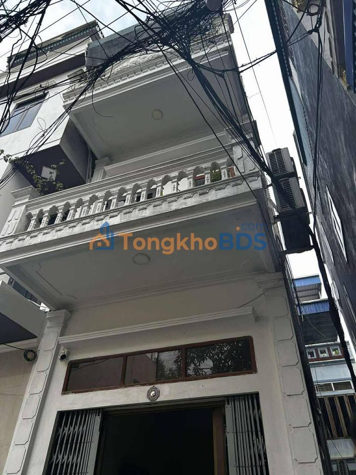 Nhà 3 Tầng Lệch 39m² Hướng Bắc - 1.75 Tỷ Tại Trần Quang Khải, TP. Nam Định