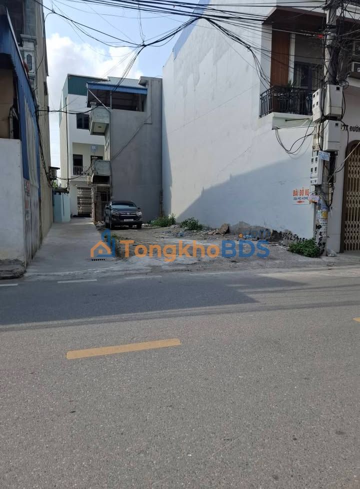 Bán Đất Mặt Đường Kênh, Lô Góc Hoàng Diệu Nam Định 100m² - Kinh Doanh Đỉnh Cao