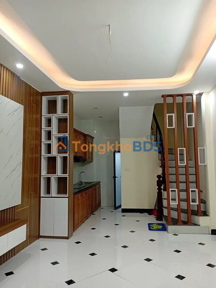 Nhà Nguyên Căn 5 Tầng, 3PN Phú Lương, Hà Đông - Sẵn Sàng Ở Ngay