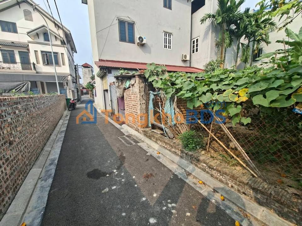 Bán đất Vân Nội, Mê Linh 70m² - Sổ đỏ, ô tô vào đất, giá chỉ 4 tỷ