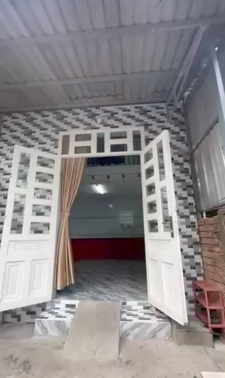 Nhà C4 Lái Thiêu Giá 4.2 Triệu - Gần BV Thuận An, Sẵn Ở Ngay