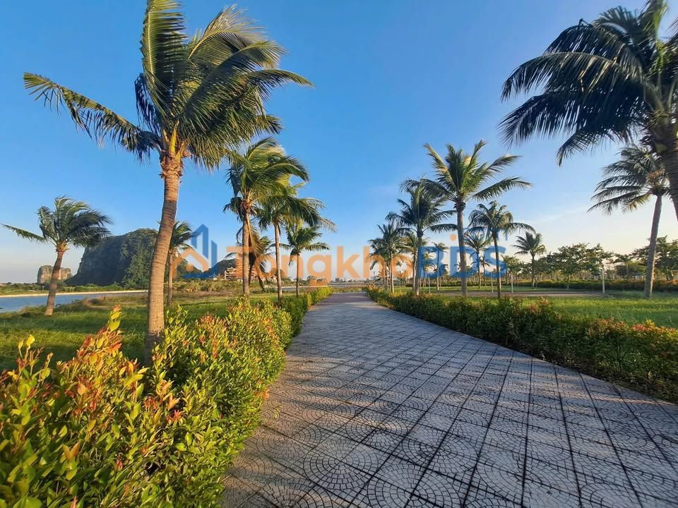 Bán đất Đầm Sen - Nam Hòa Xuân 100m² (Đông Nam) - Sổ sẵn, Giá 5.8 tỷ