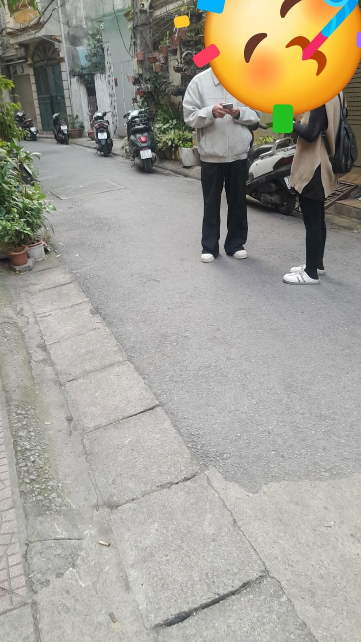 Nhà 40m², 3 Tầng, Ngõ Oto Kinh Doanh Trần Đại Nghĩa - Sổ Đỏ Chính Chủ 6.5 Tỷ