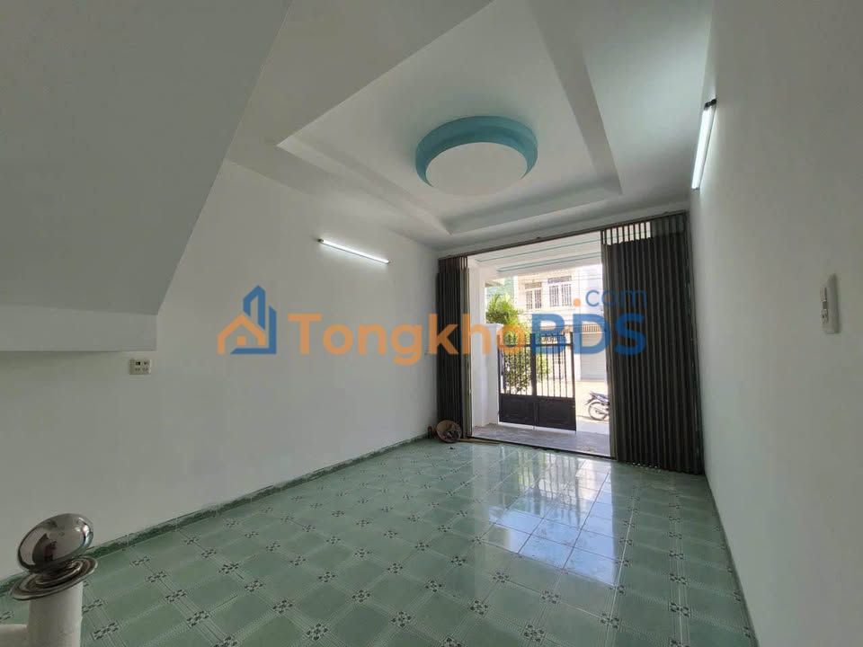 Nhà Nguyên Căn 60m² Phường Vĩnh Hòa, Nha Trang - Đường Ô Tô Lớn, Giá 8 Triệu