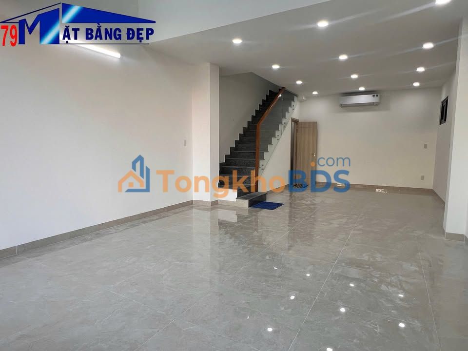 Mặt Bằng Kinh Doanh Đường 2/4 Nha Trang 50m² - Giá 18 Triệu/Tháng